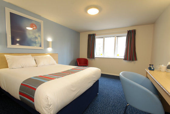 Travelodge Cirencester Zimmer foto