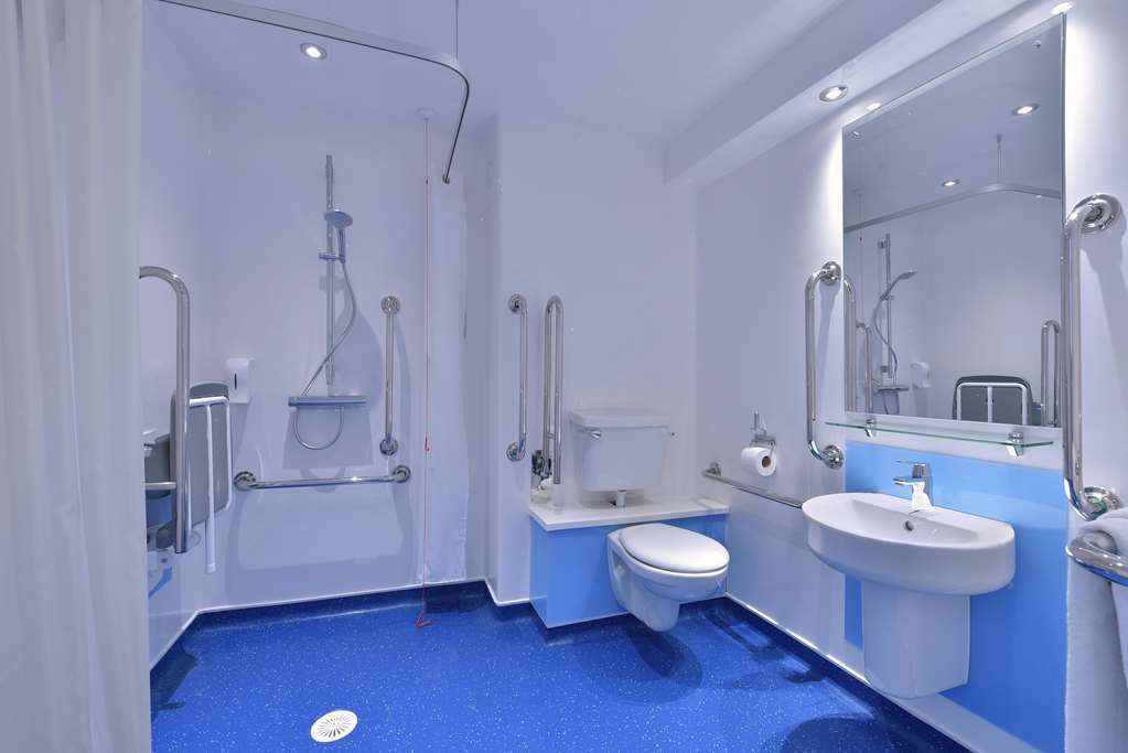 Travelodge Cirencester Zimmer foto