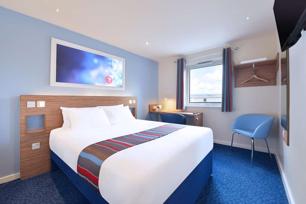 Travelodge Cirencester Zimmer foto