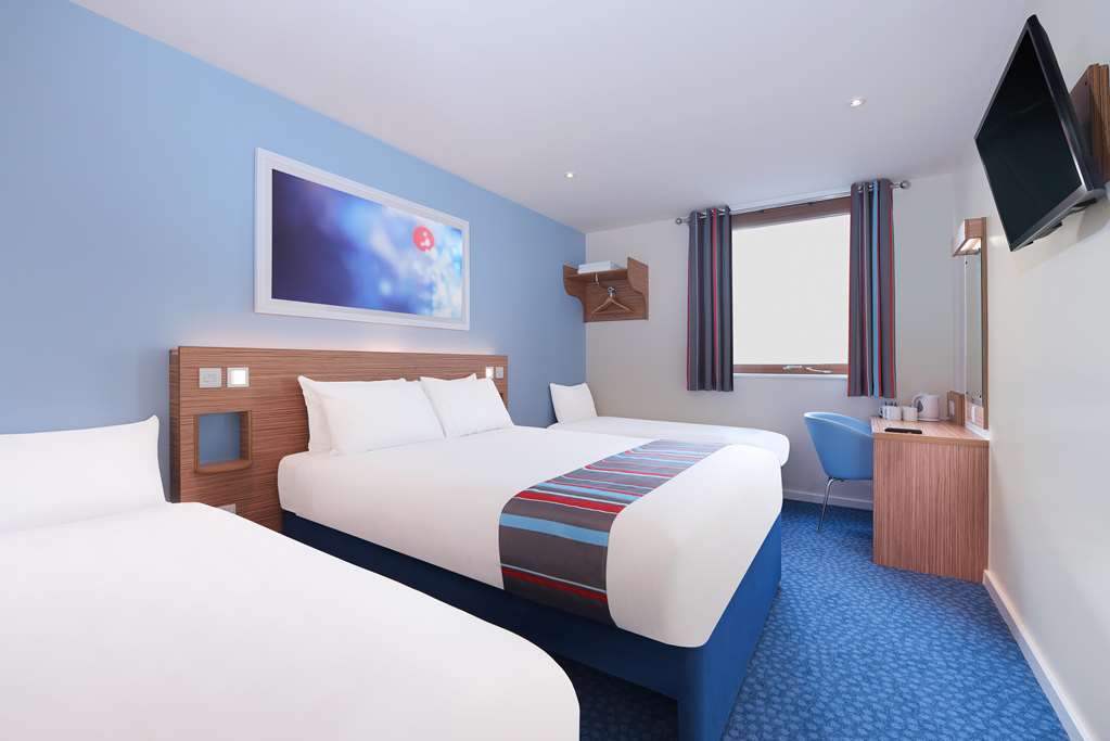 Travelodge Cirencester Zimmer foto